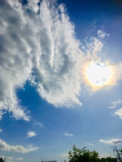 リコネクティブヒーリング®ならヒーリングメニーでどうぞ！